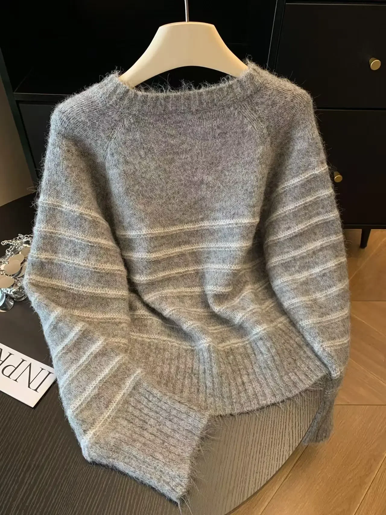 Autumn Winter Women's Striped  - Embroidery Origin ulasan dan harga