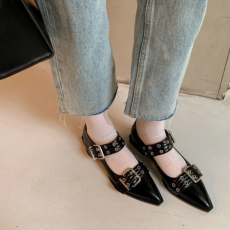 Women's Shoes Designer Luxury  - Embroidery Flat Shoes ulasan dan harga