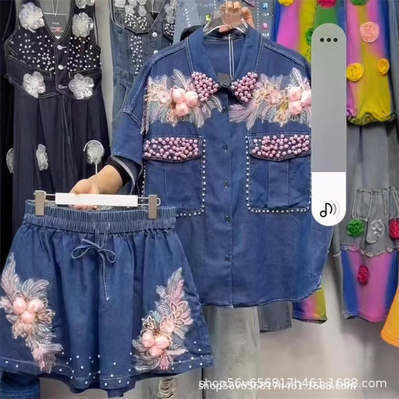 Women Diamonds Beaded Flowers  - Embroidery Blouse ulasan dan harga